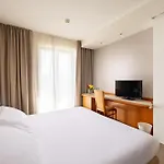 Hotel D'aragona Lifestyle 4*