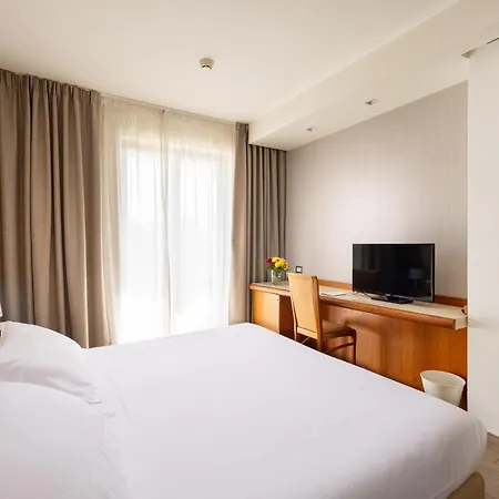 酒店 D'aragona Lifestyle 4*