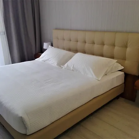 D'aragona Lifestyle 4* 孔韦尔萨诺