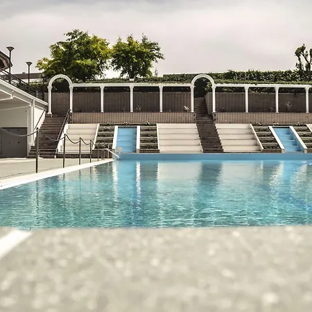 D'aragona Lifestyle 4* 孔韦尔萨诺