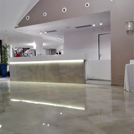 D'aragona Lifestyle 酒店 孔韦尔萨诺
