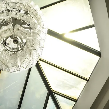 Hotel D'aragona Lifestyle 4*