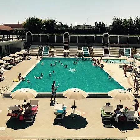 D'aragona Lifestyle Hotel 4*