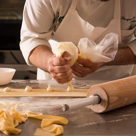 Hotel D'aragona Lifestyle 4*