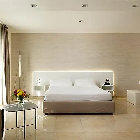 호텔 D'aragona Lifestyle 4*