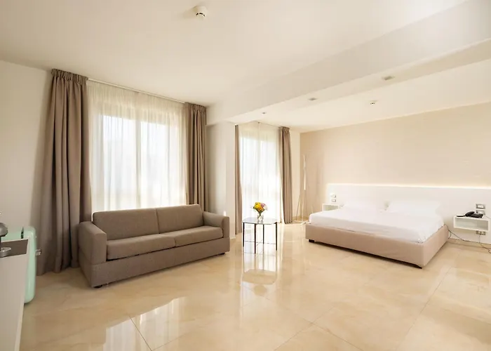 D'aragona Lifestyle מלון 4*