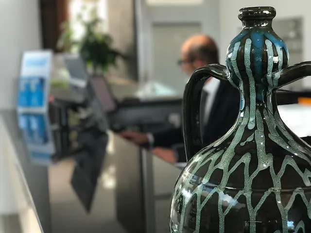 מלון D'aragona Lifestyle 4*